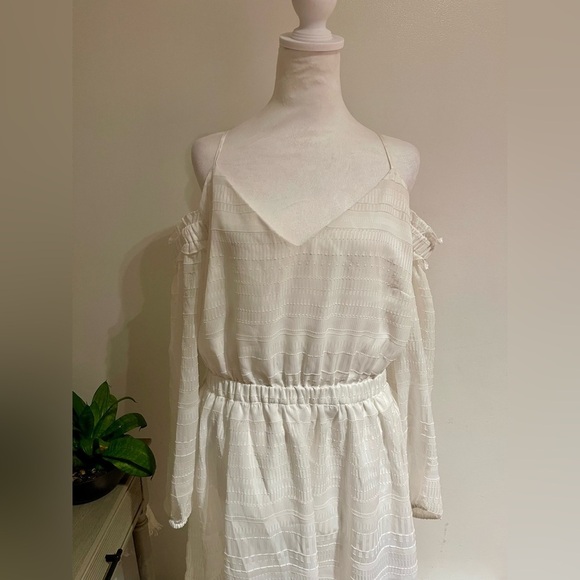 Bebe White Cold Shoulder Midi Dress – Fairy Flowy, Boho Prairie, Textured XL - Picture 2 of 7